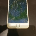 iPhone6画面がバキバキ( ﾉД`)